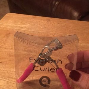 NIB Eyelash Curler